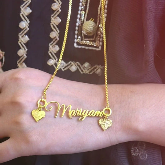 Gold Single Name Necklace Article 56