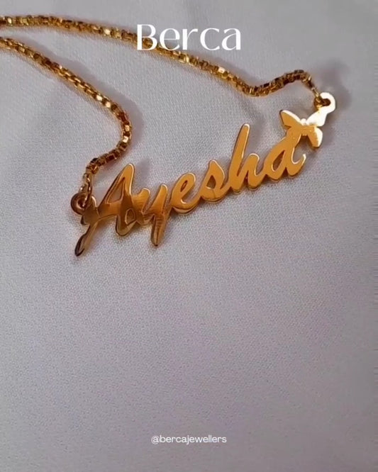 Gold Single Name Necklace Article 52