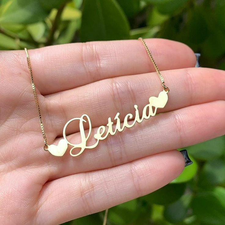 Gold Single Name Necklace Article 5