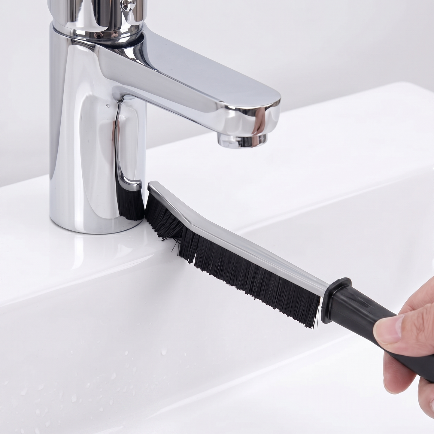 Gap cleaning Brush